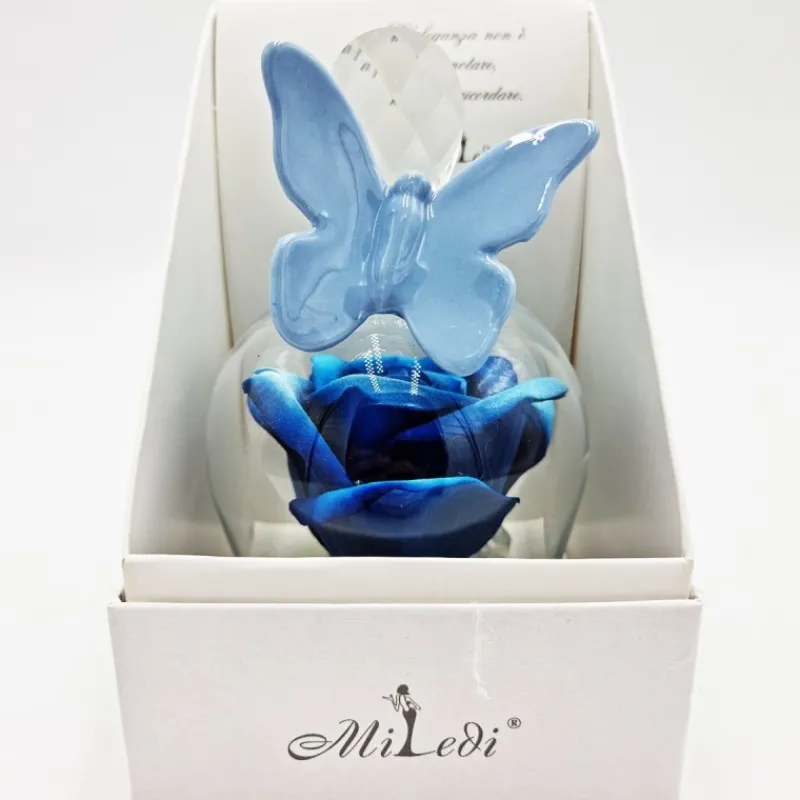 campana_in_cristallo_con__3-1.webp No brand Comunione>Campana in Cristallo con Rosa Blu e Farfalla Celeste - Bomboniera Elegante