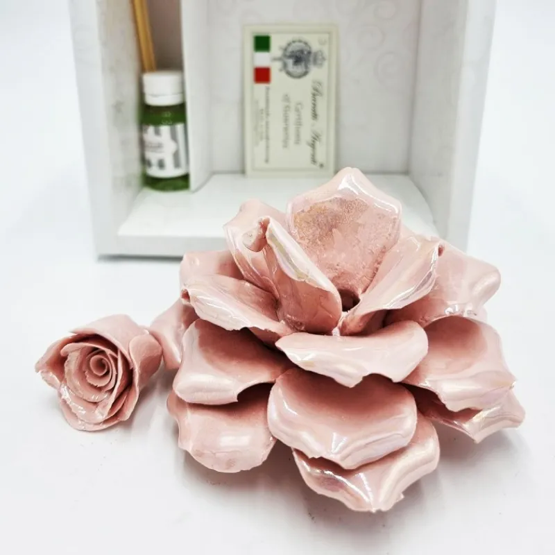 profumatore_rosa_col_rosa_2.webp Baratti Argenti Matrimonio>Profumatore Rosa Col. Rosa: Eleganza e Design Made in Italy