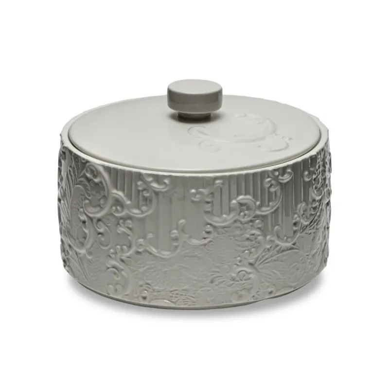 scatola_ccoperchio__h_cm__0.webp Henriette Decorazioni>Scatola C/Coperchio ø25 H.17 Cm. Dentelle